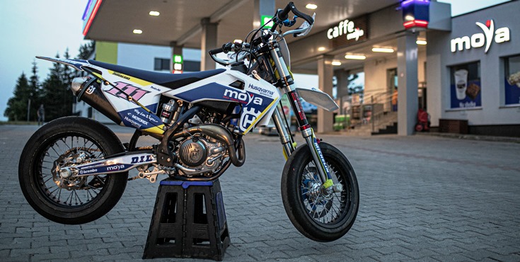 Supermoto Moya