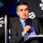 Radek Zawadzki Petrotrend Arche Krakowska
