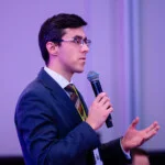 Radek Zawadzki Petrotrend Arche Krakowska