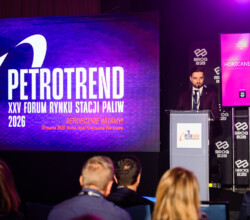 Radek Zawadzki Petrotrend Arche Krakowska
