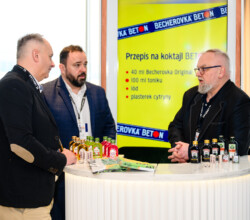 Radek Zawadzki Petrotrend Arche Krakowska