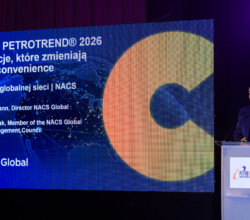 Radek Zawadzki Petrotrend Arche Krakowska