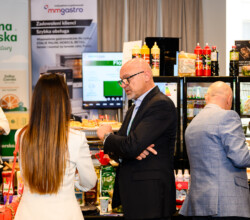 Radek Zawadzki Petrotrend Arche Krakowska